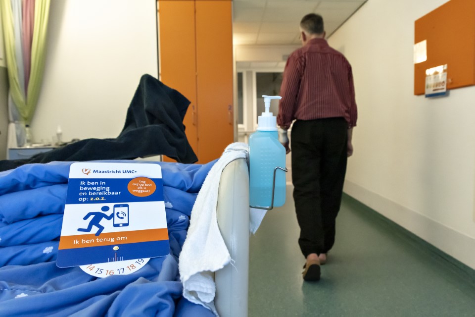 Bel me schijf op ziekenhuisbed